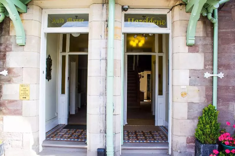 Hotelli Hazeldene Guest House