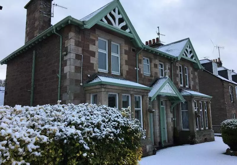 Hotelli Hazeldene Guest House