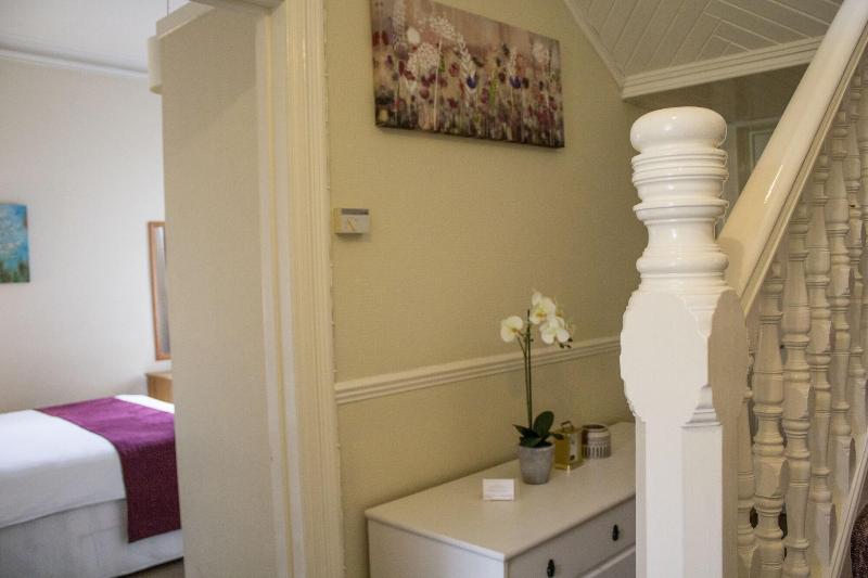 酒店 Hazeldene Guest House