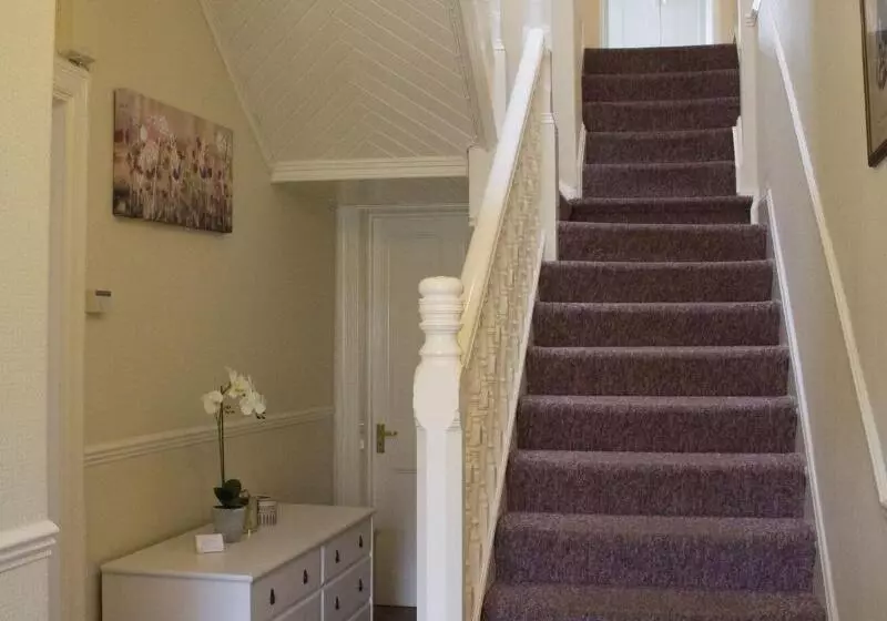 Hotelli Hazeldene Guest House