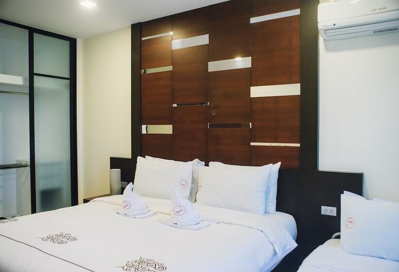 هتل Luxury Residence