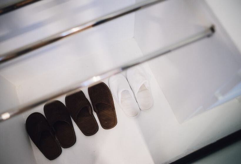 هتل Luxury Residence