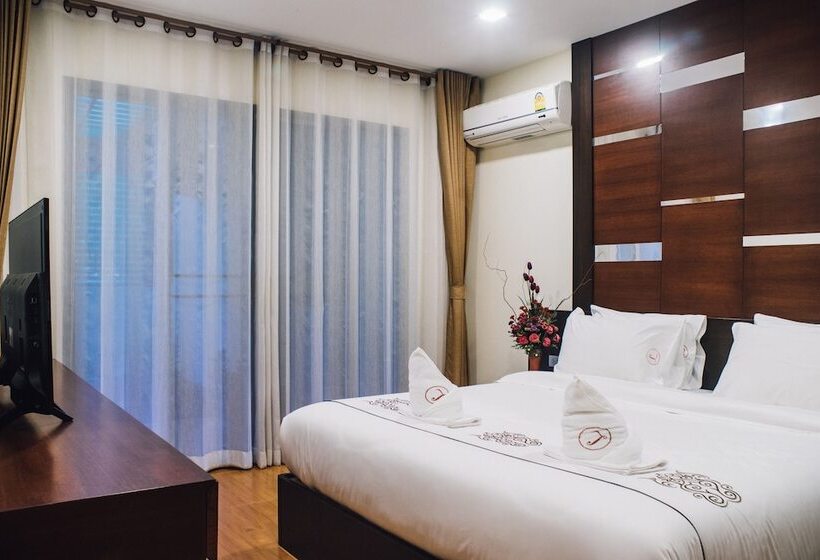 هتل Luxury Residence