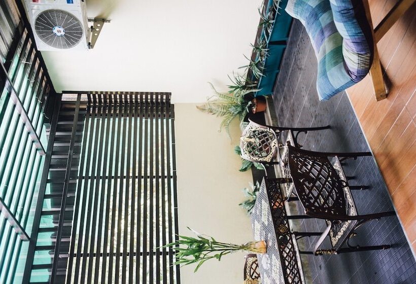 هتل Luxury Residence