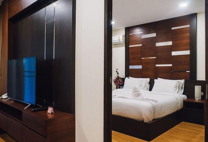 هتل Luxury Residence