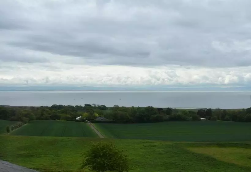 Hotelli Monturpie Guest House