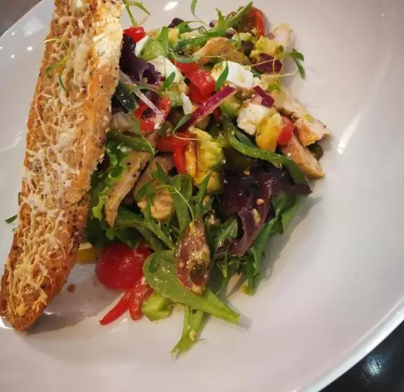 Riboville Boutique Hotel And Restaurant