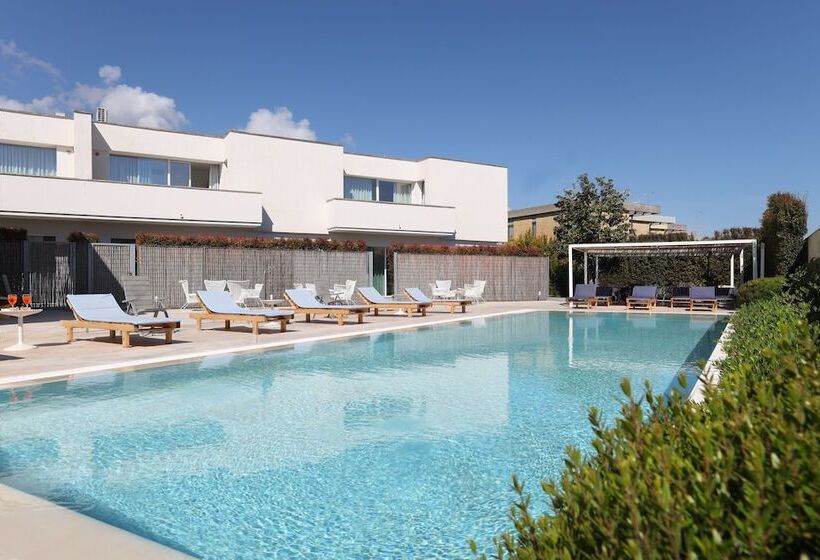 هتل Salento Residence & Suite