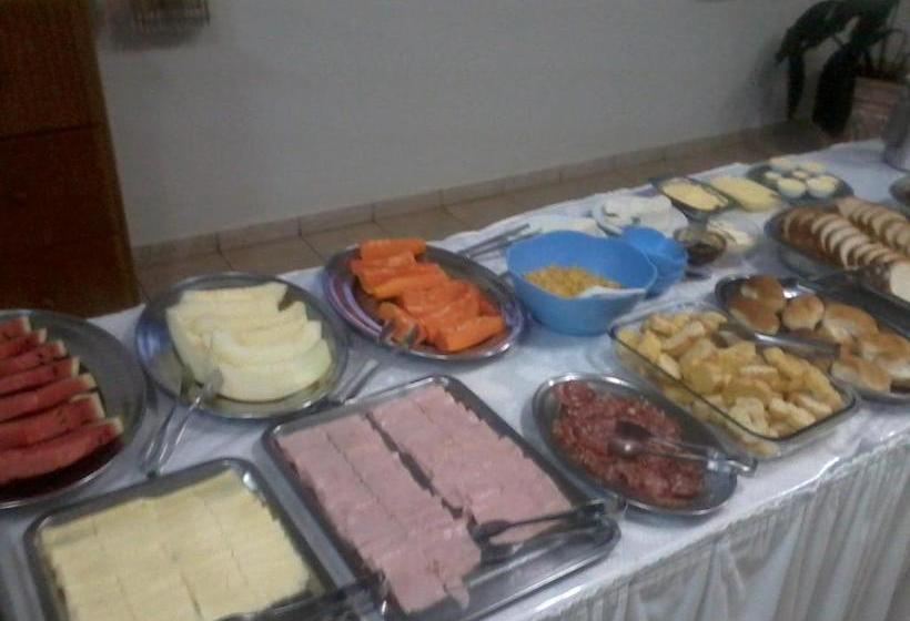 فندق Sevilha Park