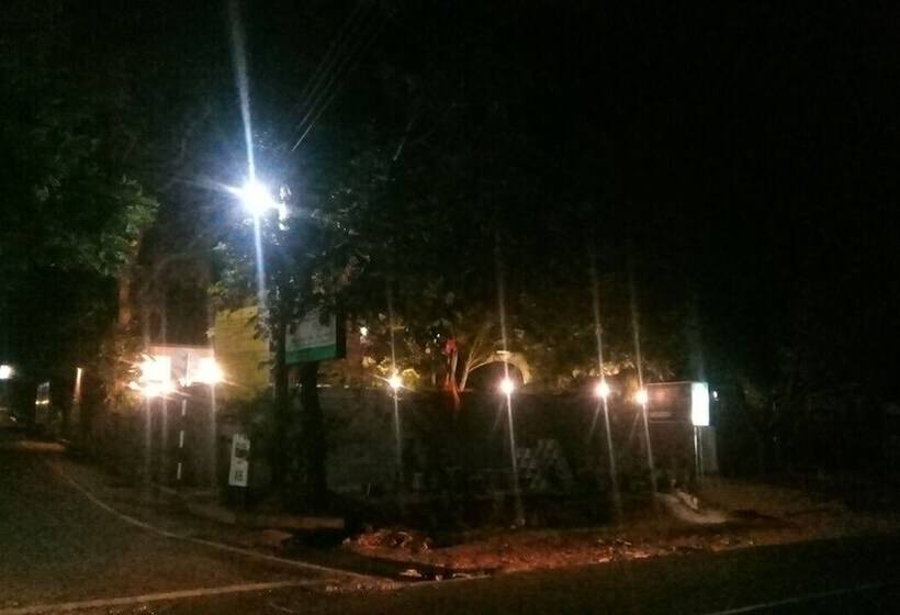 Hotel Umesh Home Stay