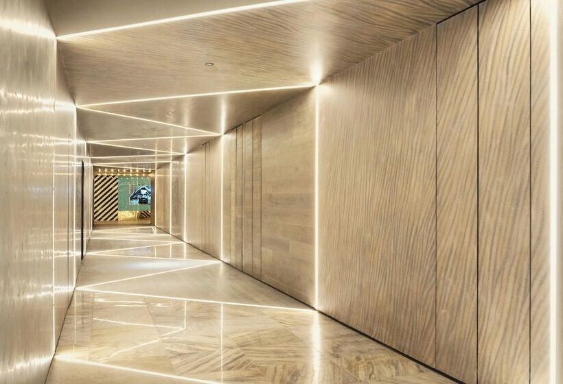 هتل W Dubai The Palm