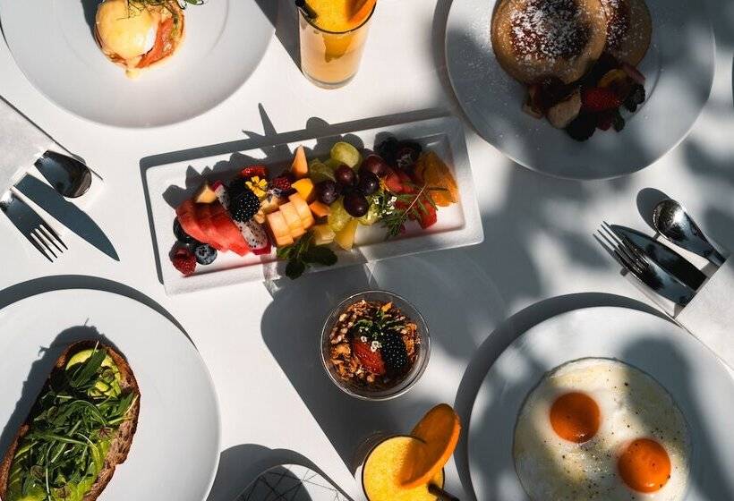 هتل W Dubai The Palm