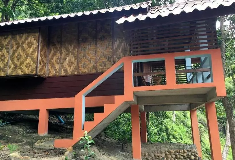 Lomakeskus Mama's Bungalows Koh Chang Ranong