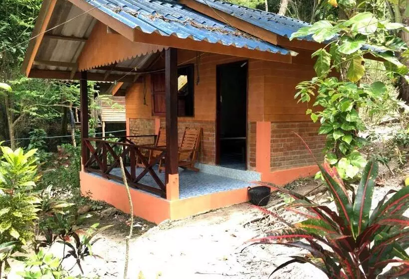 Lomakeskus Mama's Bungalows Koh Chang Ranong