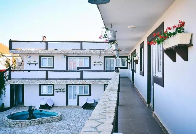 ベッドアンドブレックファースト Guesthouse Kod Spavalice