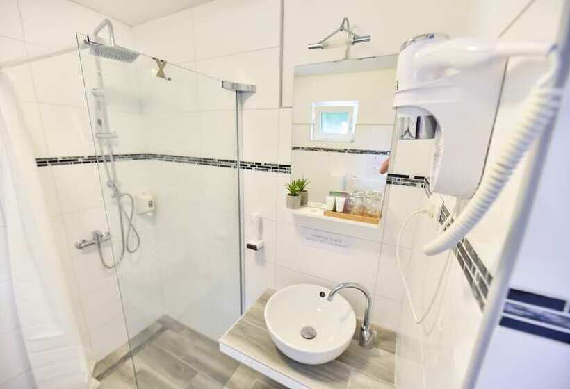 مبيت وإفطار Guesthouse Kod Spavalice