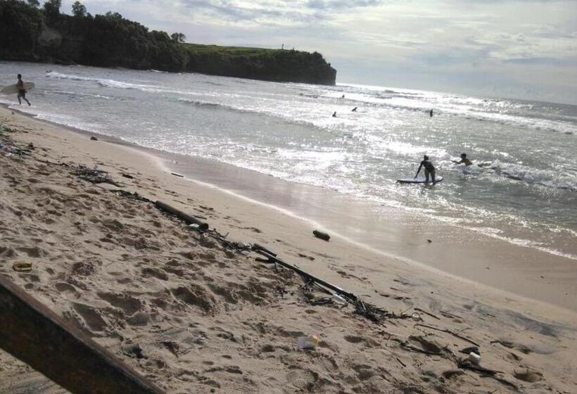 צימר Made Roejas Family