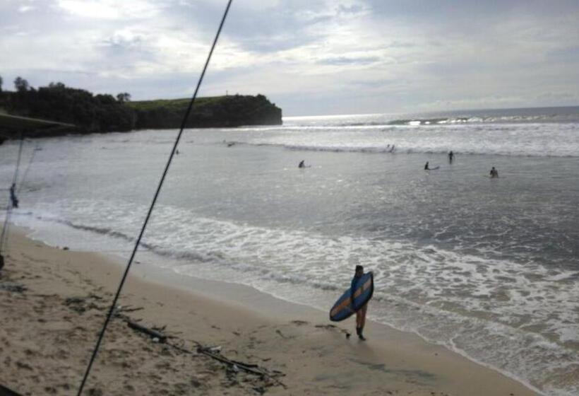 צימר Made Roejas Family