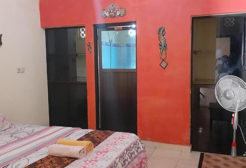 צימר Made Roejas Family