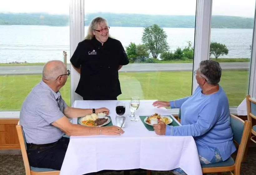 Cabot Trail Motel