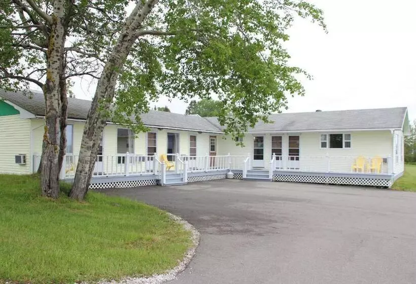 Cabot Trail Motel