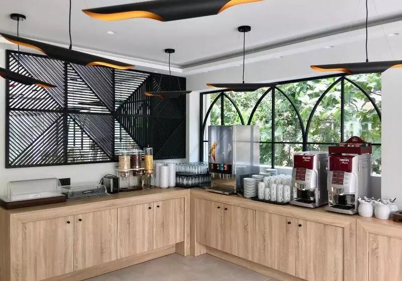 ホテル Athens Coast