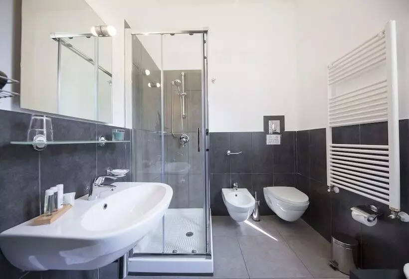 هتل Bouganville B&b