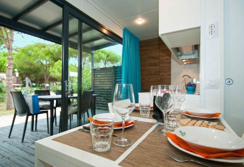 هتل Club Del Sole Marina Family Village