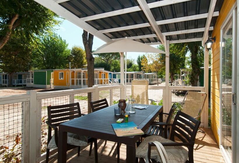 هتل Club Del Sole Marina Family Village