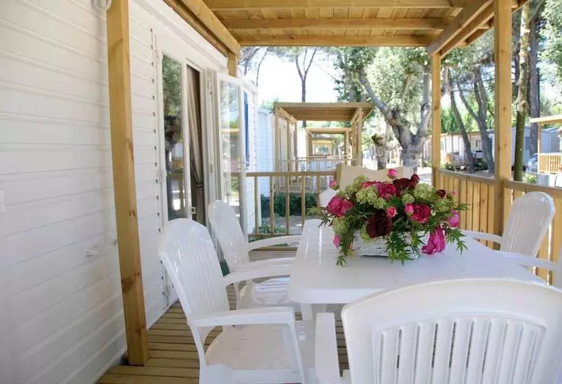 هتل Club Del Sole Marina Family Village