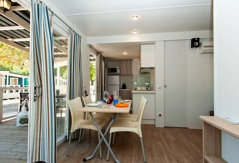 هتل Club Del Sole Marina Family Village