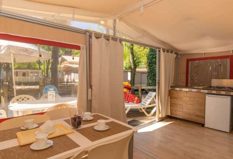 هتل Club Del Sole Marina Family Village