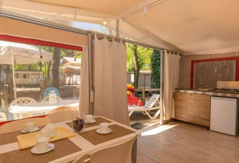 هتل Club Del Sole Marina Family Village