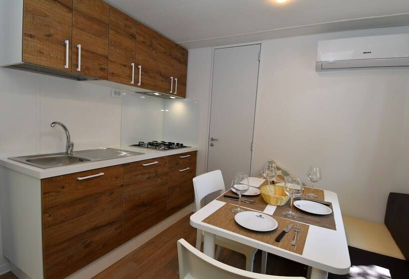 هتل Club Del Sole Marina Family Village