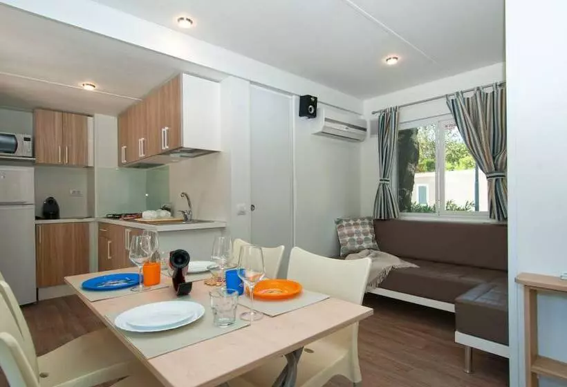 هتل Club Del Sole Marina Family Village