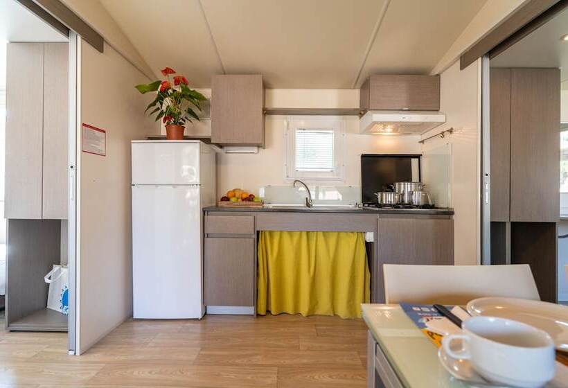 هتل Club Del Sole Marina Family Village