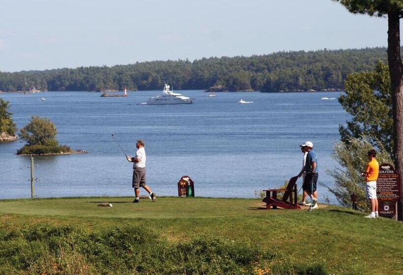 호텔 The Glen House Resort