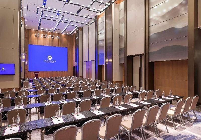 ホテル Grand Mercure Foshan Country Garden