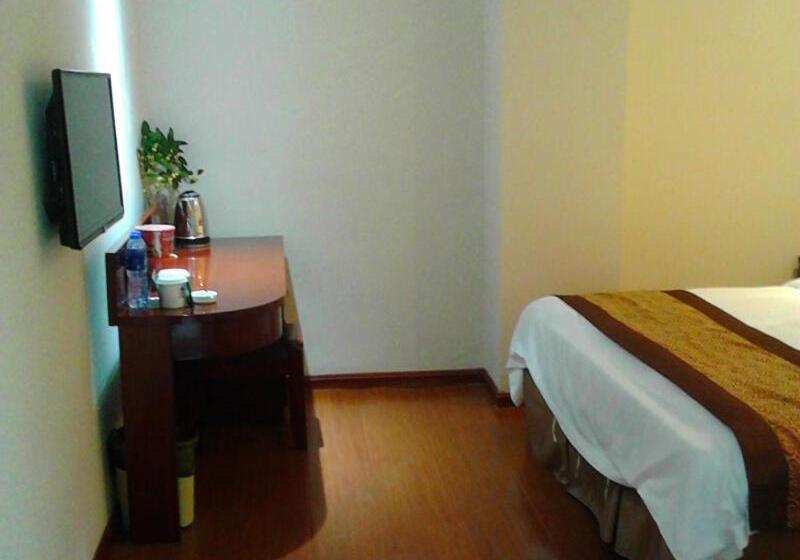 בית מלון כפרי Greentree Inn Anhui Luan Huoqiu Jianxing Road Express