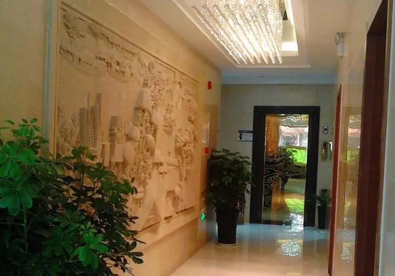 ホテル Greentree Inn Anhui Luan Huoqiu Jianxing Road Express