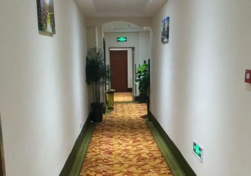 ホテル Greentree Inn Anhui Luan Huoqiu Jianxing Road Express