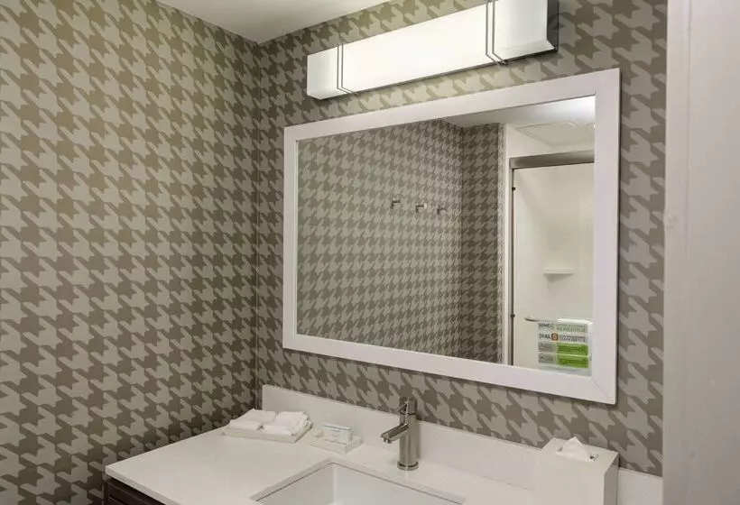 Hotelli Home2 Suites By Hilton Louisville Airport/expo Center, Ky