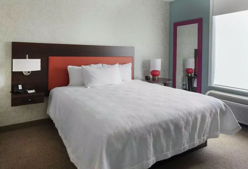 Hotelli Home2 Suites By Hilton Louisville Airport/expo Center, Ky