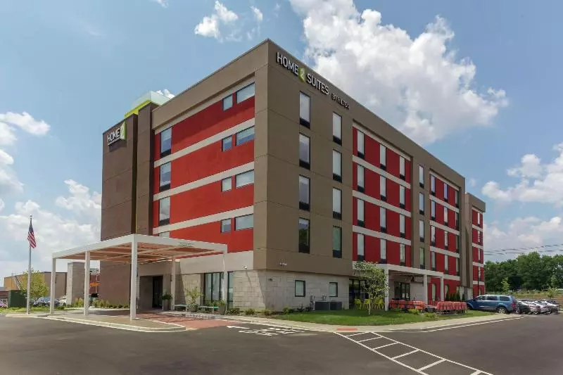 Hotelli Home2 Suites By Hilton Louisville Airport/expo Center, Ky