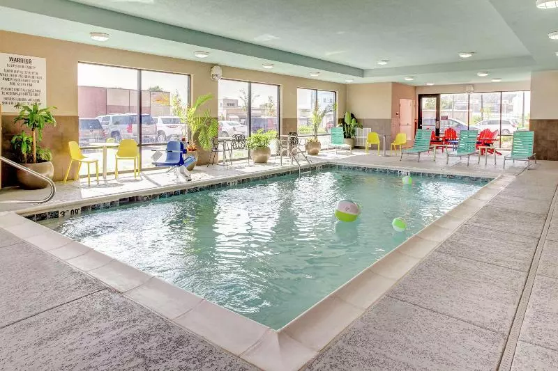 Hotelli Home2 Suites By Hilton Louisville Airport/expo Center, Ky