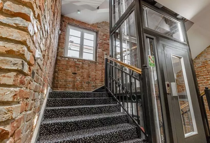 هتل Liberum Residence Old Town