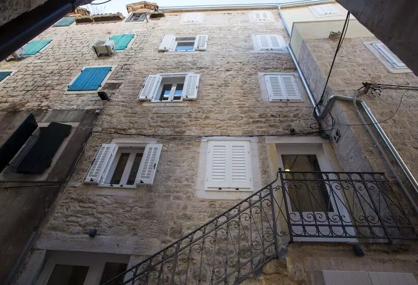 ホテル Mijama Suites