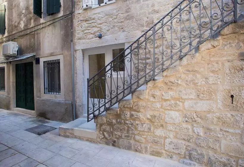 ホテル Mijama Suites