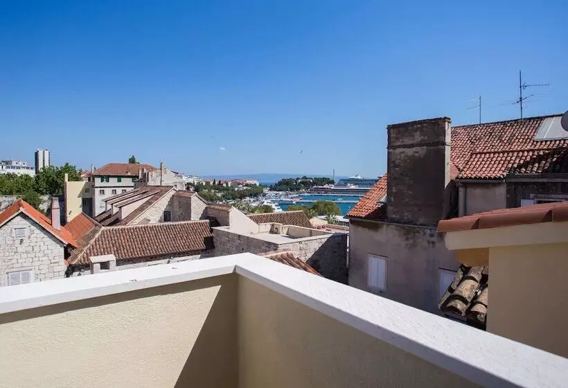 ホテル Mijama Suites