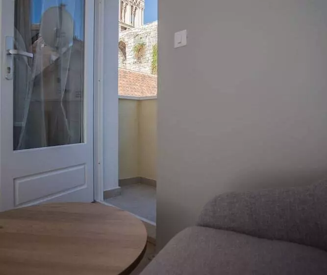 ホテル Mijama Suites